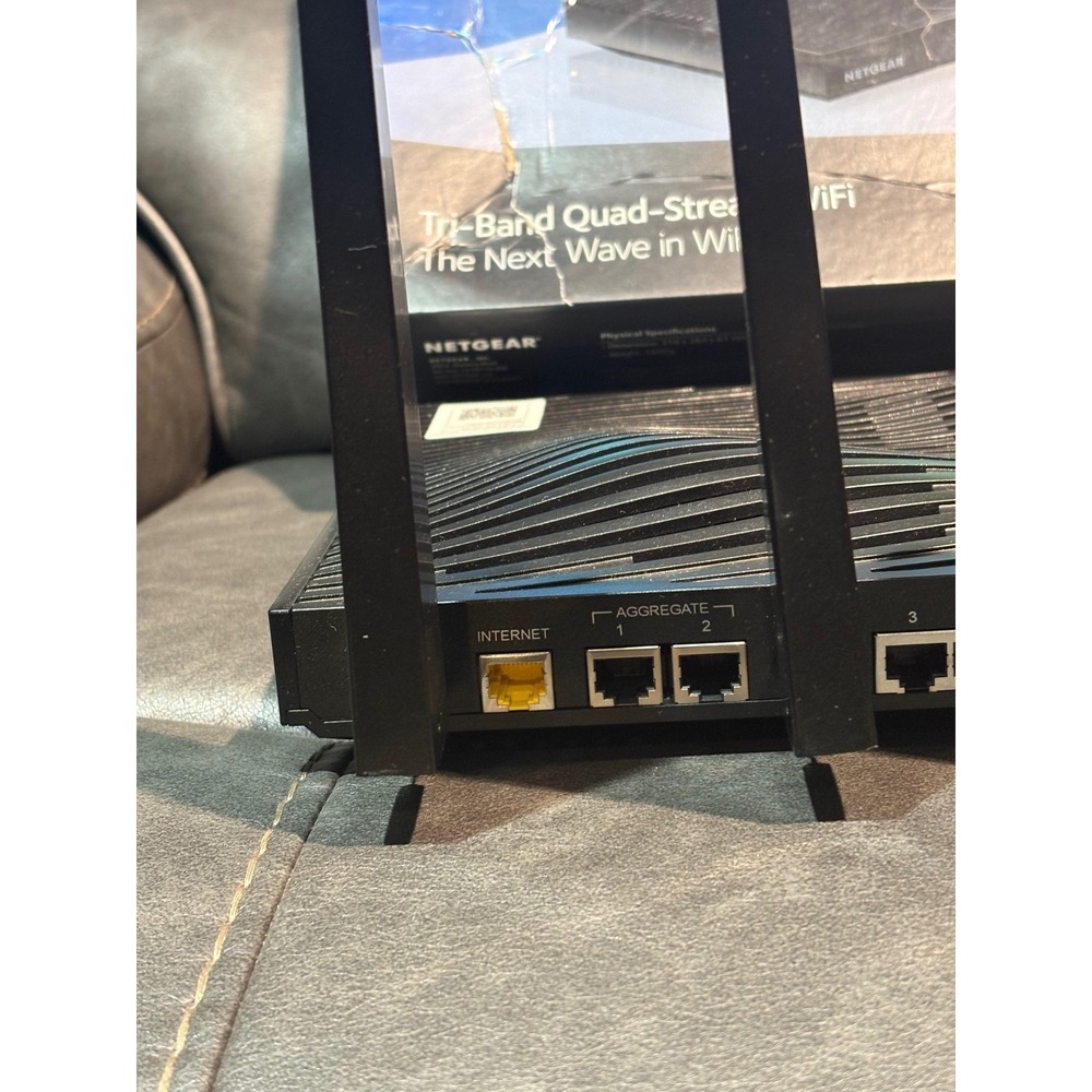 Netgear Nighthawk X8 AC5000 Smart WiFi Router R8300 Tri-Band Quad-Stream MU-MIMO - Picture 5 of 11